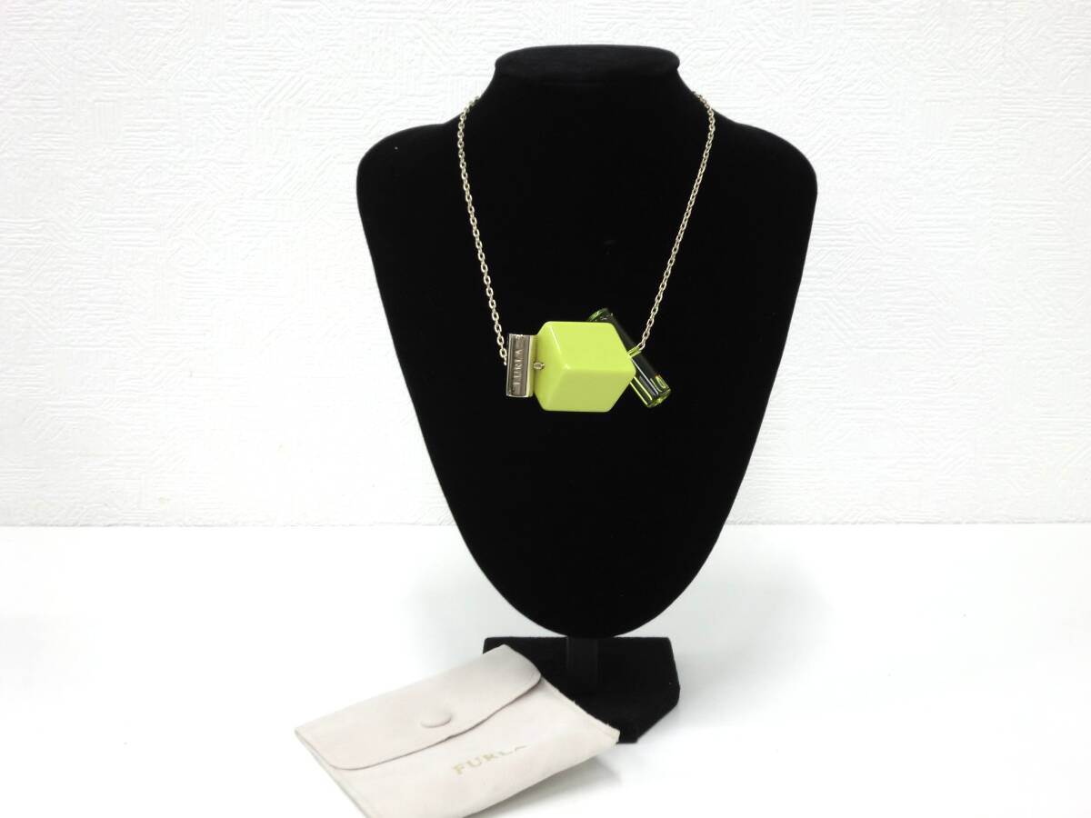 ブランド祭 アクセサリー祭 FURLA フルラ ネックレス プラスチック×金属素材 ゴールド×黄緑カラー 保管袋付 長期保管品拍卖
