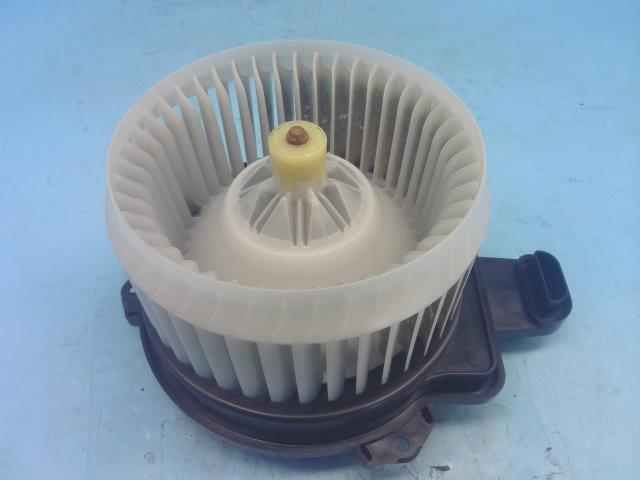 シエンタ DBA-NSP170G ヒーター ブロア ファン モーター G 7人 4X4 3112 87103-52200拍卖