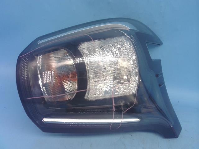 シエンタ DBA-NSP170G 右テールランプ G 7人 4X4 52-318 81551-52E30拍卖