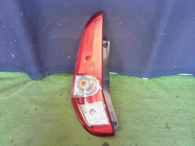スプラッシュ DBA-XB32S 左テールランプ スプラッシュ ZCG 35670-51K00拍卖