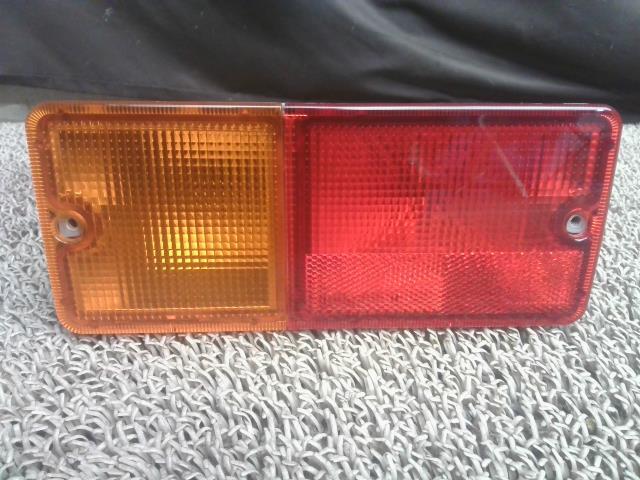 グランマックス 5BF-S413P 右テールランプ トラックGL 4WD S403M タウンエース 1E7 11-AT05 81551-BZ570拍卖