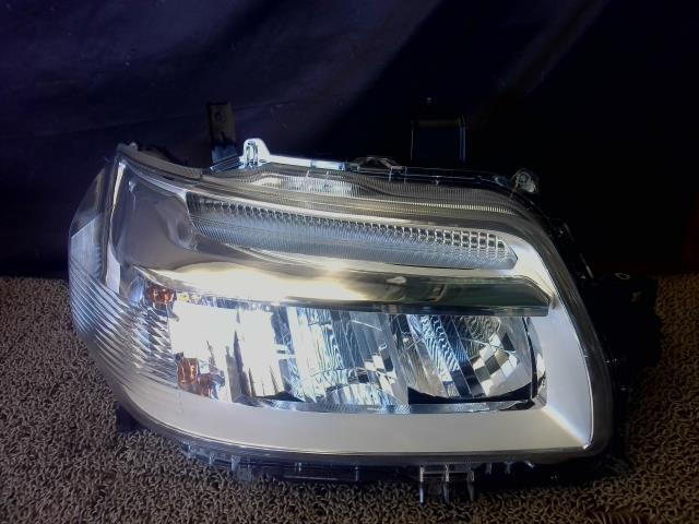 グランマックス 5BF-S403P 右 ヘッド ランプ ライト トラックGL S403M タウンエース 1E7 100-8J009 81105-BZ010拍卖