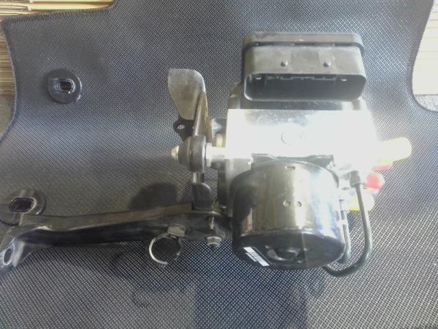 レガシィ DBA-BRM ABSブレーキ アクチュエーターユ ニット OB 2.5Iアイサイト EXエディション 4WD 37J 27596AJ061拍卖