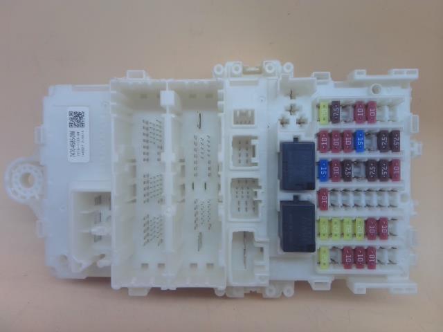 ヴェゼル DBA-RU1 ヒューズ ボックス X R543P T7A-J112-M1 38200-T7A-J11拍卖