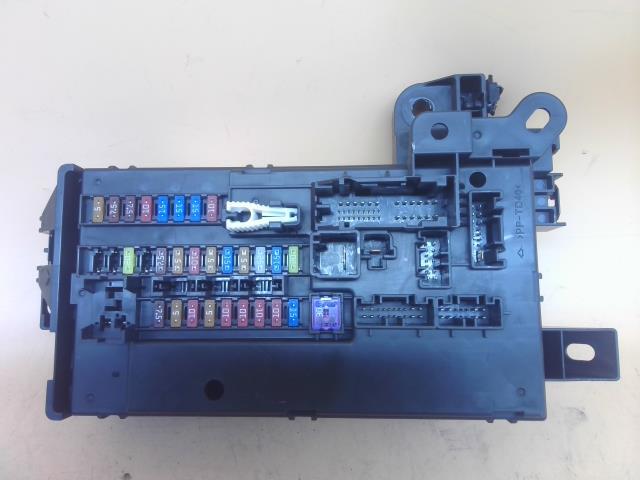 パッソ DBA-M700A ヒューズ ボックス モーダ T25 116RL-000399 82600-B1200 82600-B1230拍卖