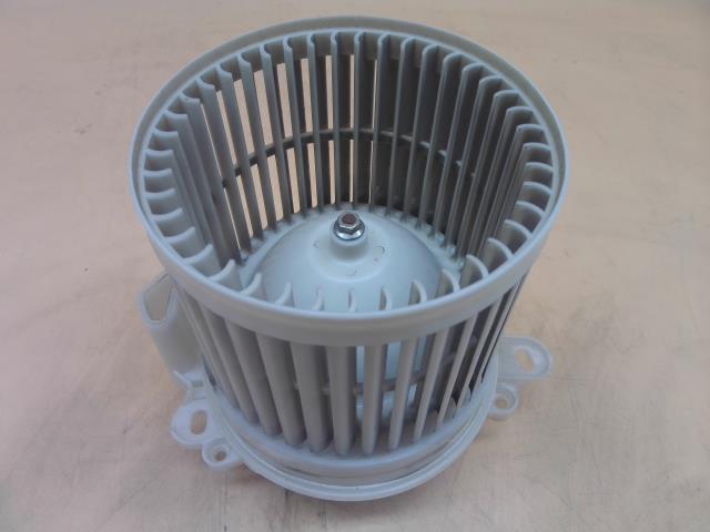 eKスペース DBA-B11A ヒーター ブロア ファン モーター E S42 273SYC690A 7801B033拍卖