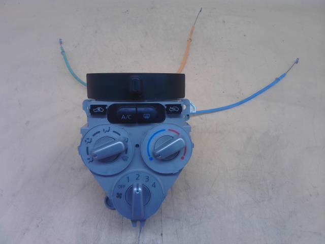 デイズルークス DBA-B21A エアコン スイッチ パネル S CBA 7820A712HA 27511-6A01D拍卖