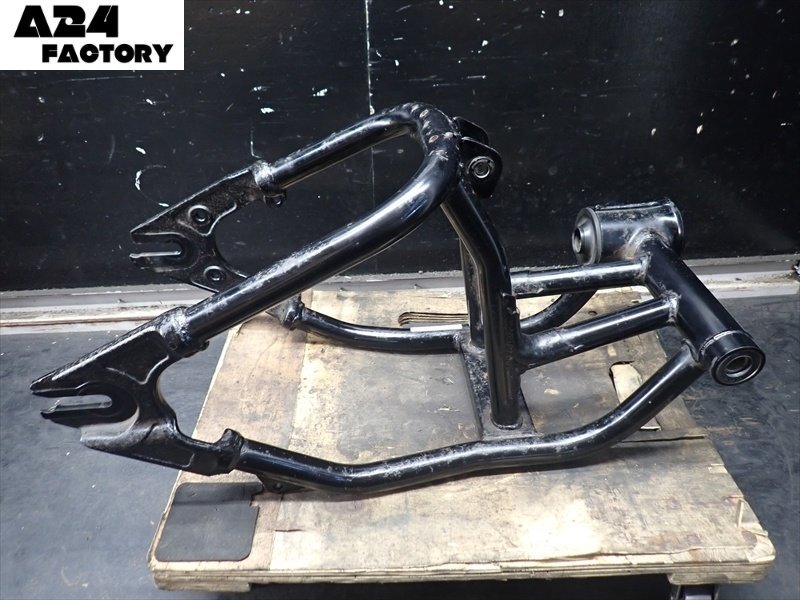 B1R7-1006 ヤマハ ドラッグスター400 クラシック サブフレーム スイングアーム 【4TR-107~ 1998年式】拍卖