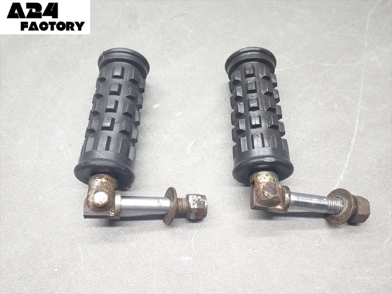 B1R7-1019 カワサキ W1SA タンデムステップ 左右 純正品 【W1F-14***】拍卖