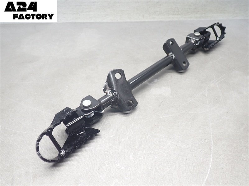 B1R7-1015 スズキ TS185ER メインステップ 左右 純正品 【JS1SG12A252***】拍卖