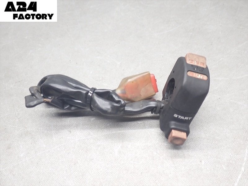 B1R7-1016 カワサキ スーパーシェルパ 右 ハンドルスイッチ 純正品 動作OK 【KL250G-029~ 2002年式 動画有】拍卖