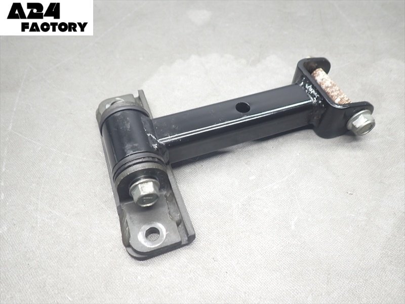 C1R7-1020 カワサキ Ninja ZX-12R マレーシア仕様 ステー ヒンジ 金具 純正 【ZXT20B 2003年式 B2 動画有】拍卖