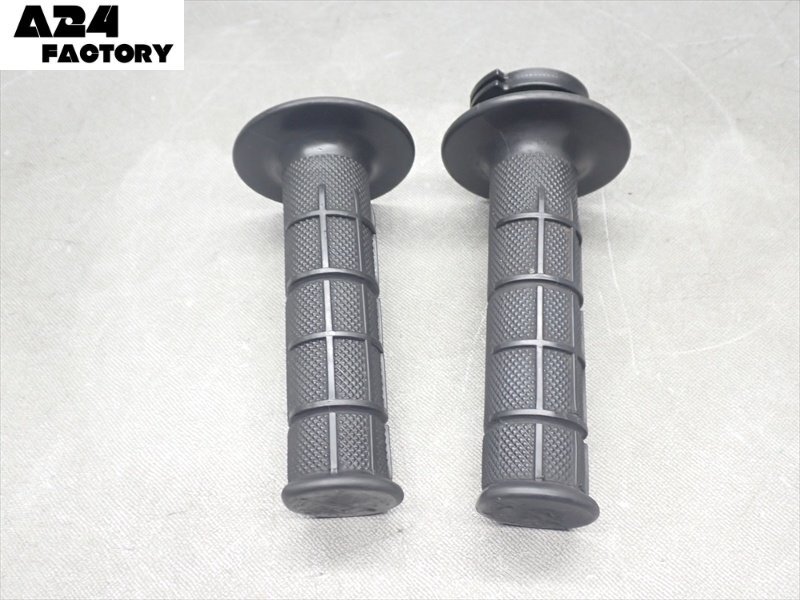 C1R7-1022 カワサキ KLX125 スロットルホルダー アクスル ホルダー 純正品 【LX125C-A10*** 2015年式 動画有】拍卖