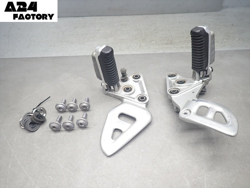 C1R7-1023 スズキ GSX1300R ハヤブサ メインステップ 左右 純正品 【JS1GW71A45210~ 動画有】拍卖