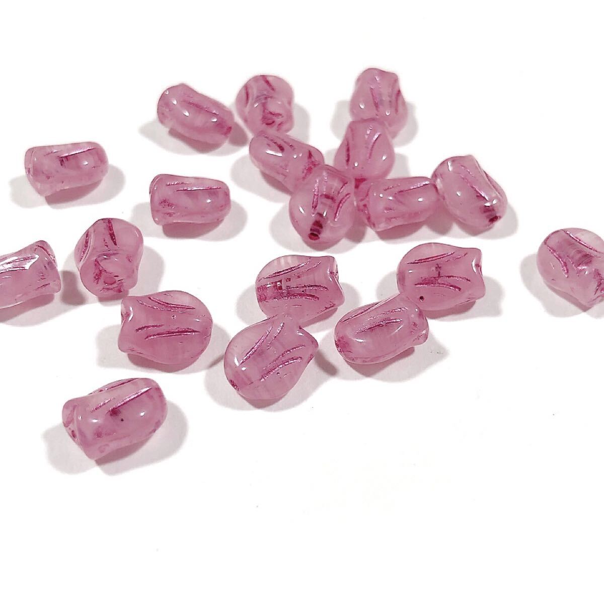 ミニチューリップ9mm10個 チェコビーズ hp拍卖