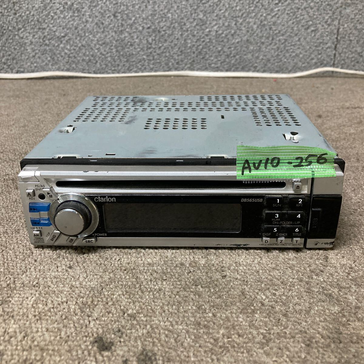 AV10-256 激安 カーステレオ clarion DB565USB PA-2889Y-N 0009667 CDプレーヤー USB FM/AM オーディオ 通電未確認 ジャンク拍卖