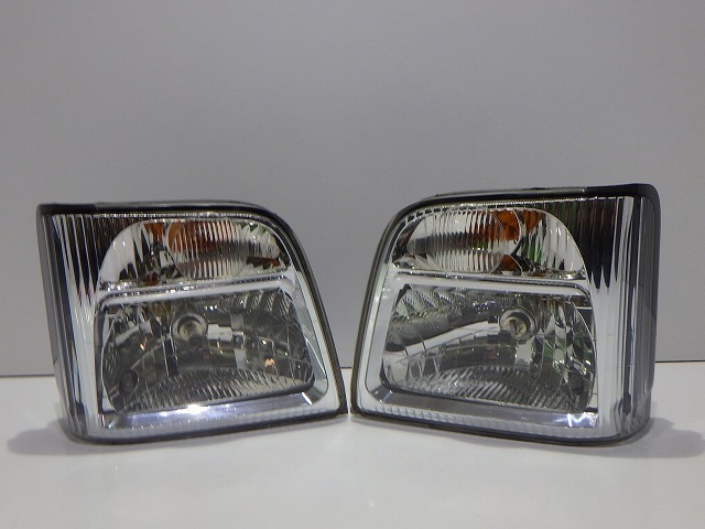 サンバー ヘッドライト左右 ハロゲン TV TT TW 後期 VCO2-001 レベ無 コーティング 綺麗 251004095拍卖