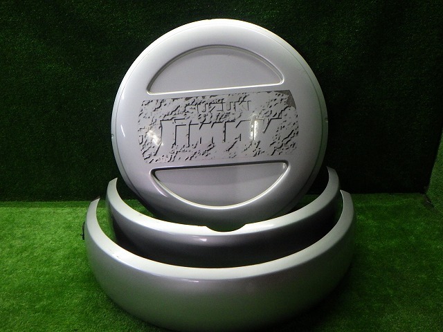 ジムニー スペアタイヤ カバー JB23W カラーシルバー スズキ 251007067拍卖