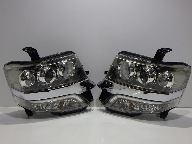 N-BOXカスタム ヘッドライト左右 HID JF1/2 100-62038 4 33100/33150 TY0-J61 コーティング 綺麗 251024071拍卖