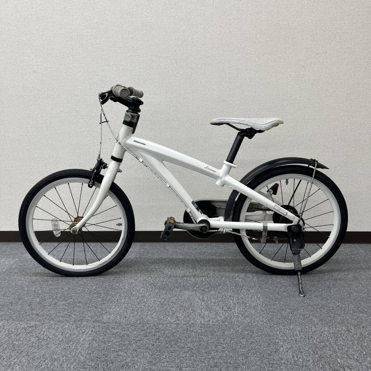 25浦/A027896-1/NT4000/111-1/【足立区まで家財便もしくは引き取り】自転車 BRIDGESTONE ブリヂストン Levena 18インチ拍卖