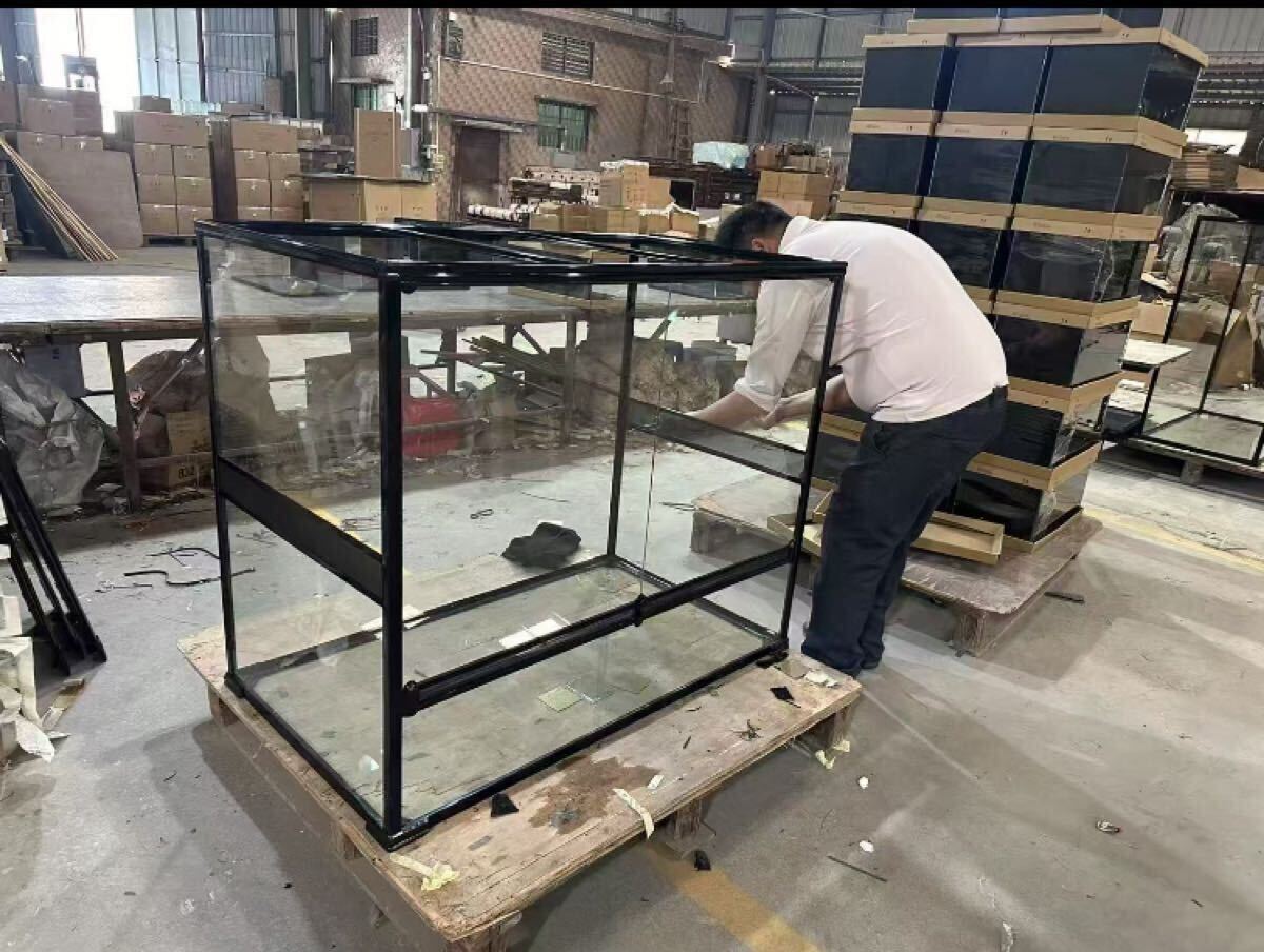ガラスケージ90x45x45cm 爬虫類両生類飼育ケージ、組み立て式 ガラス飼育ケージ送料込み 引き取り可 ヘビ カメ トカゲ拍卖