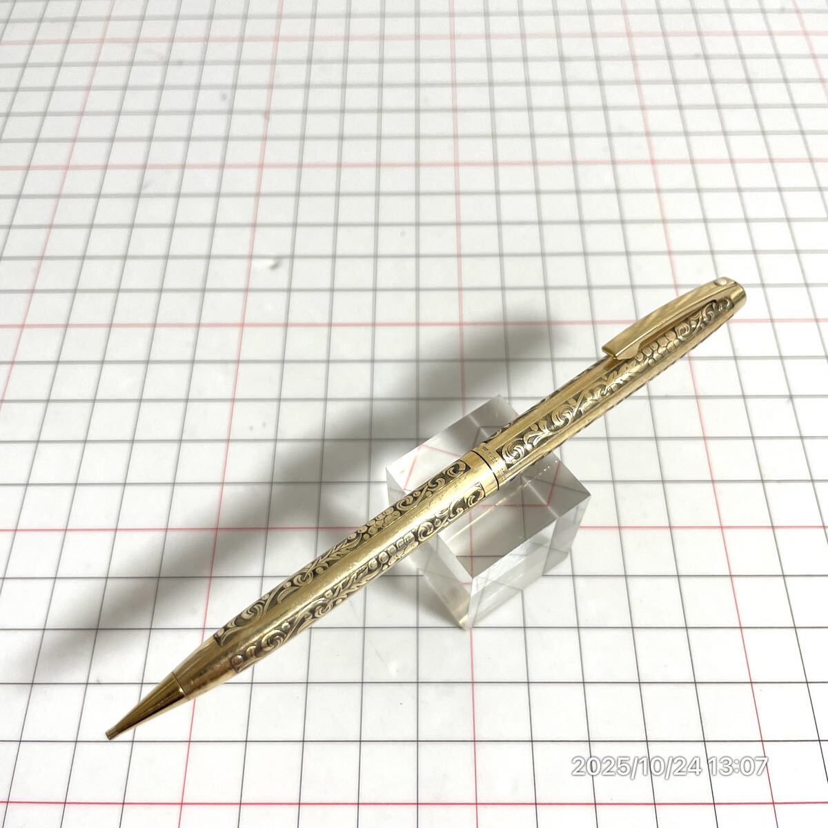 1000円〜 SHEAFFER シェーファー 12金メッキ ゴールドカラー 唐草模様 ツイスト式 シャーペン シャープペンシル 筆記具拍卖