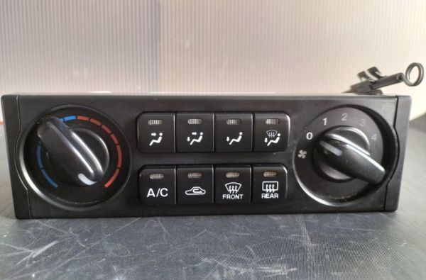 ★ マツダ ボンゴ エアコンパネル ワイヤー付き SKP2V 点灯確認済 ★  純正中古部品  自管理5ta349拍卖