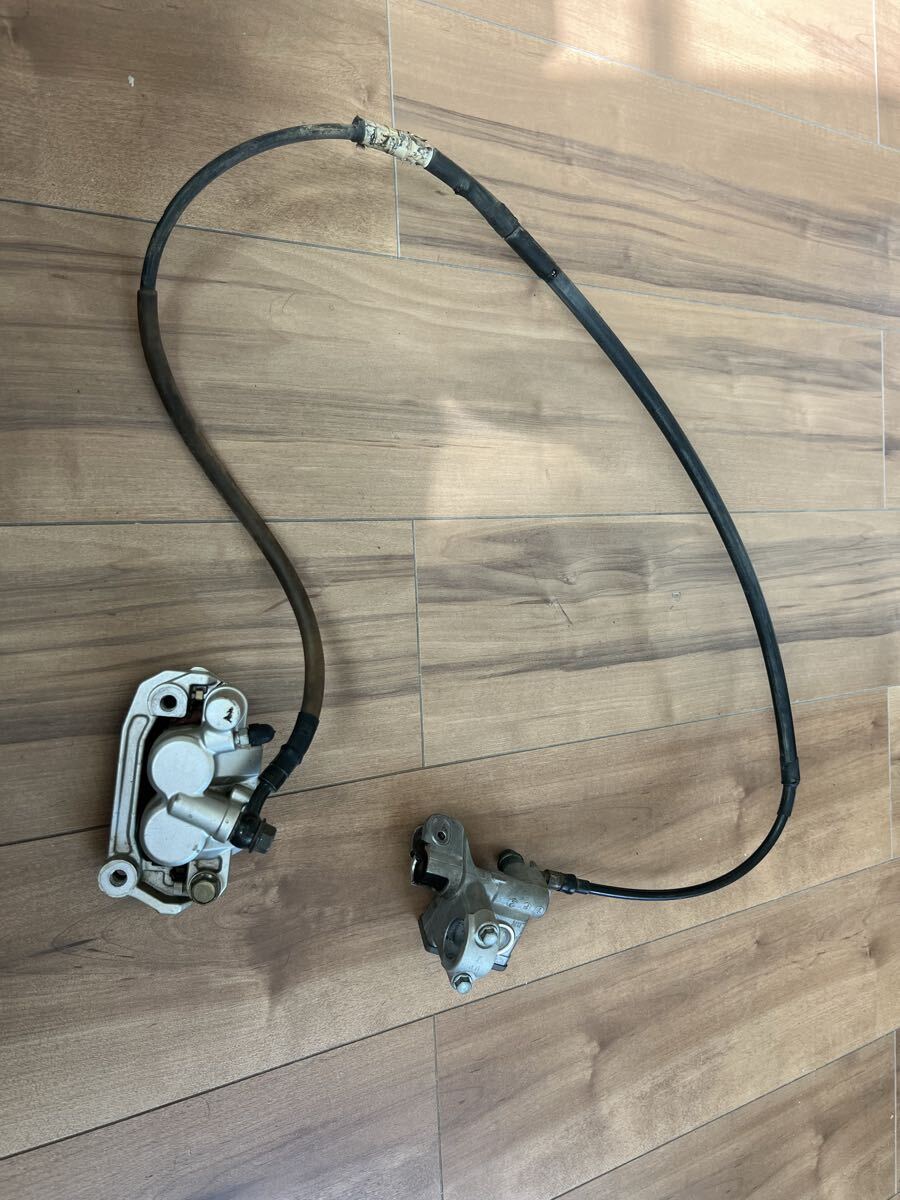 ★ ヤマハ YZ85LW Fブレーキキャリパー Fブレーキマスターシリンダー ホース CB05C拍卖