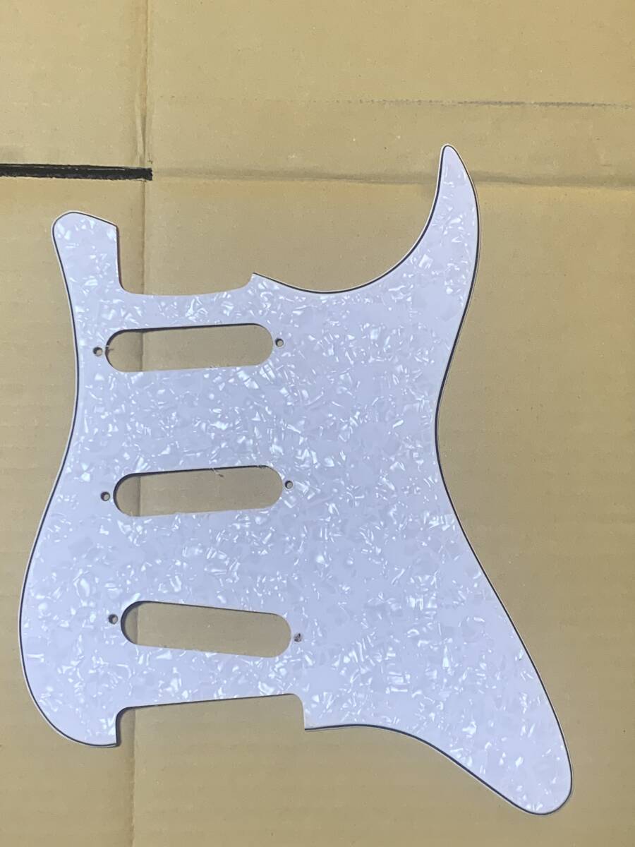 SSS白パーロイド ポッド スイッチ ねじなし穴なし拍卖