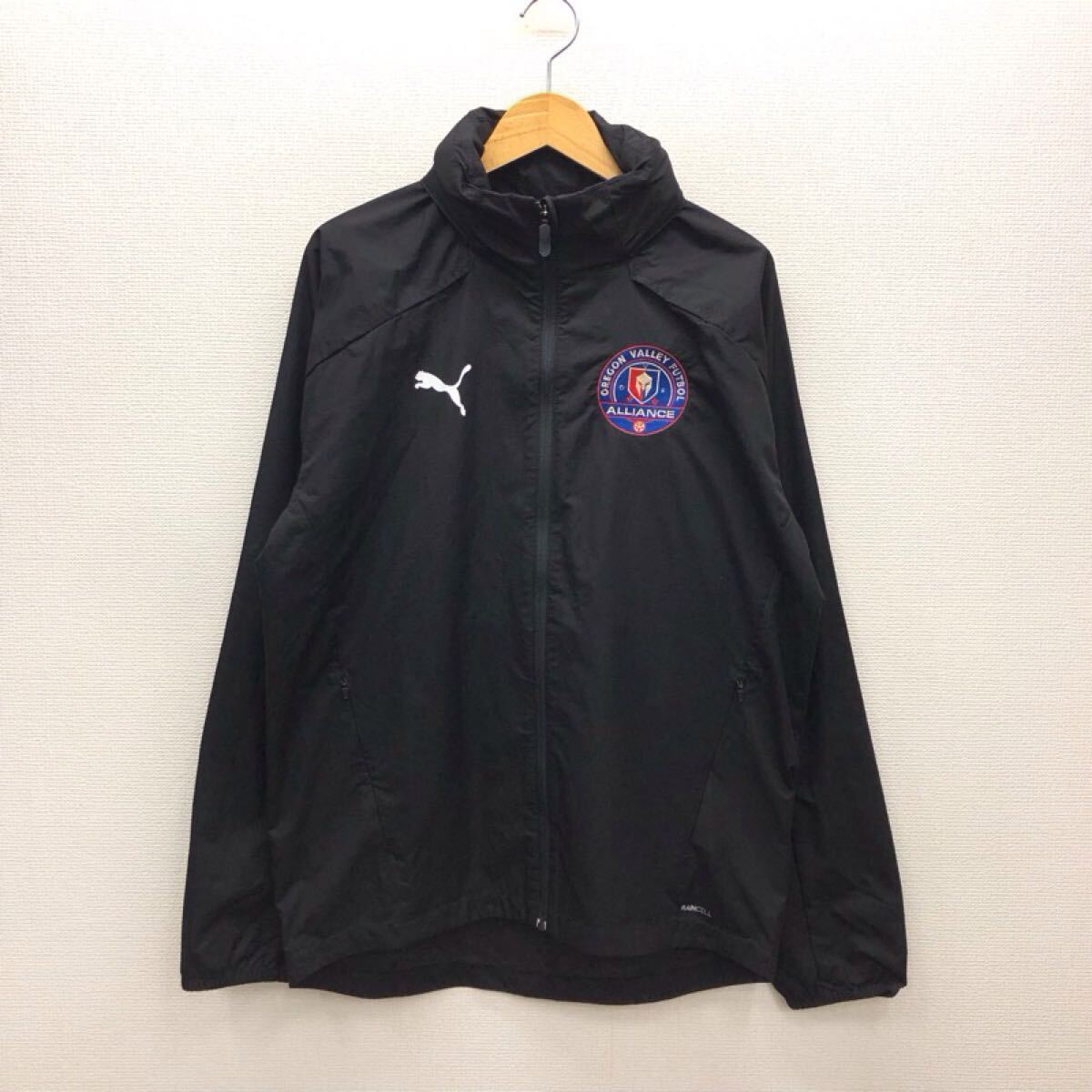 【GJ075】PUMA Mサイズ(US) ウィンドブレーカー ブラック 収納フード付き 袖口ゴム ブランド古着 プーマ スポーツウェア 送料無料拍卖