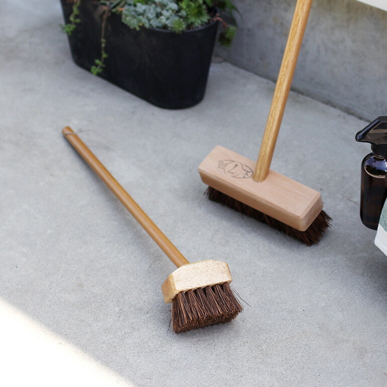 デッキブラシ おしゃれ ミニサイズ 木柄 日本製 掃除道具 玄関 ベランダ まつのや 松野屋 シダミニデッキブラシ拍卖