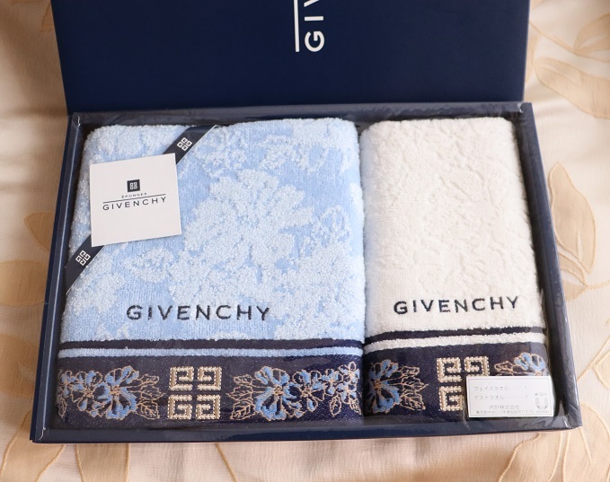 未使用品 GIVENCHY ジバンシー タオルセット フェイスタオル ゲストタオル 2枚セット タオル 箱付 内野株式会社拍卖