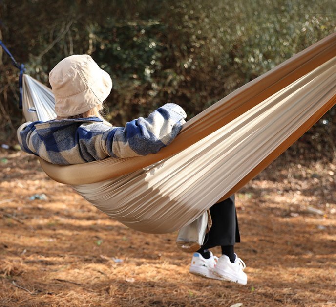 エアハンモック屋外ブランコ大人子供横転防止野外キャンプ蚊帳よけ拍卖