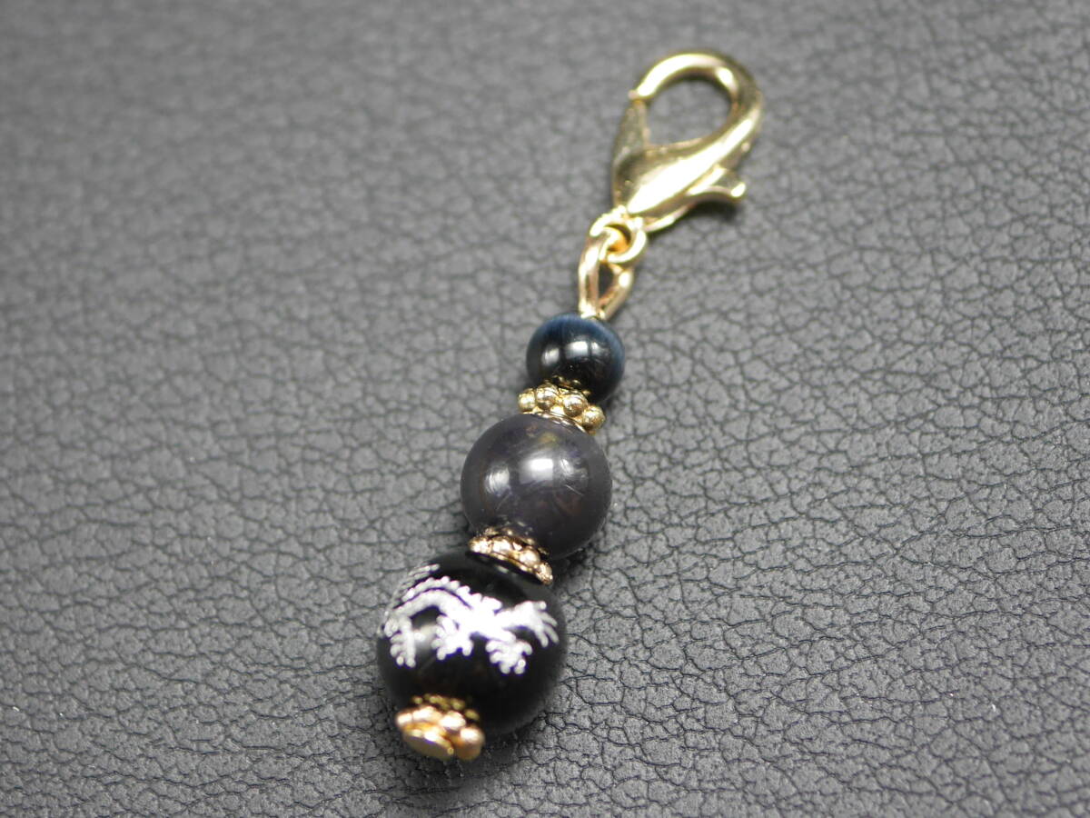 ドラゴン彫刻ブラックオニキスのシンプルチャーム 373拍卖