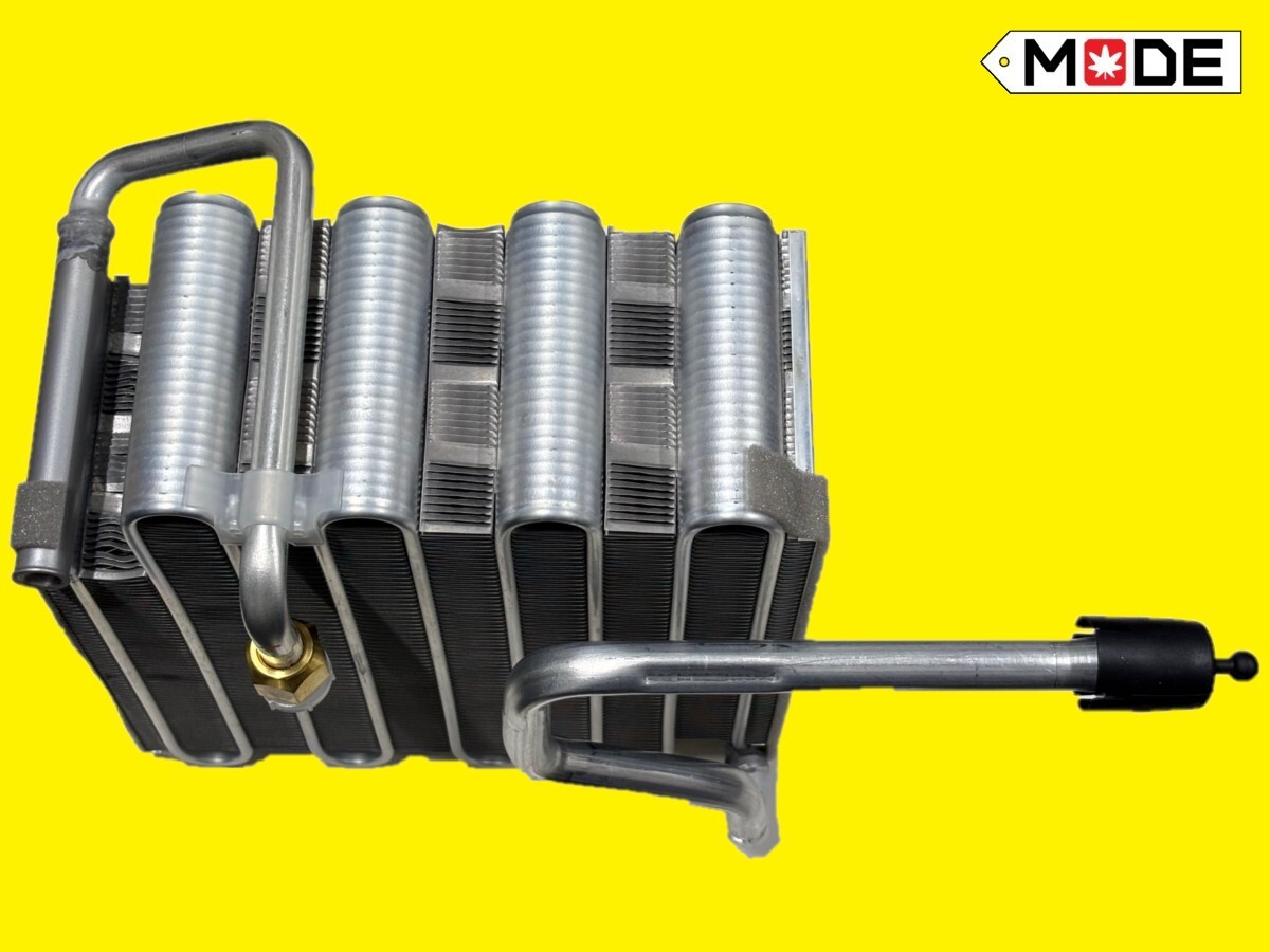 【MODE】パジェロ L146GW エアコン部品 エバポレーター エキスパンションバルブ付 MB298877 047600-3073 製造終了部品 DENSO新品拍卖