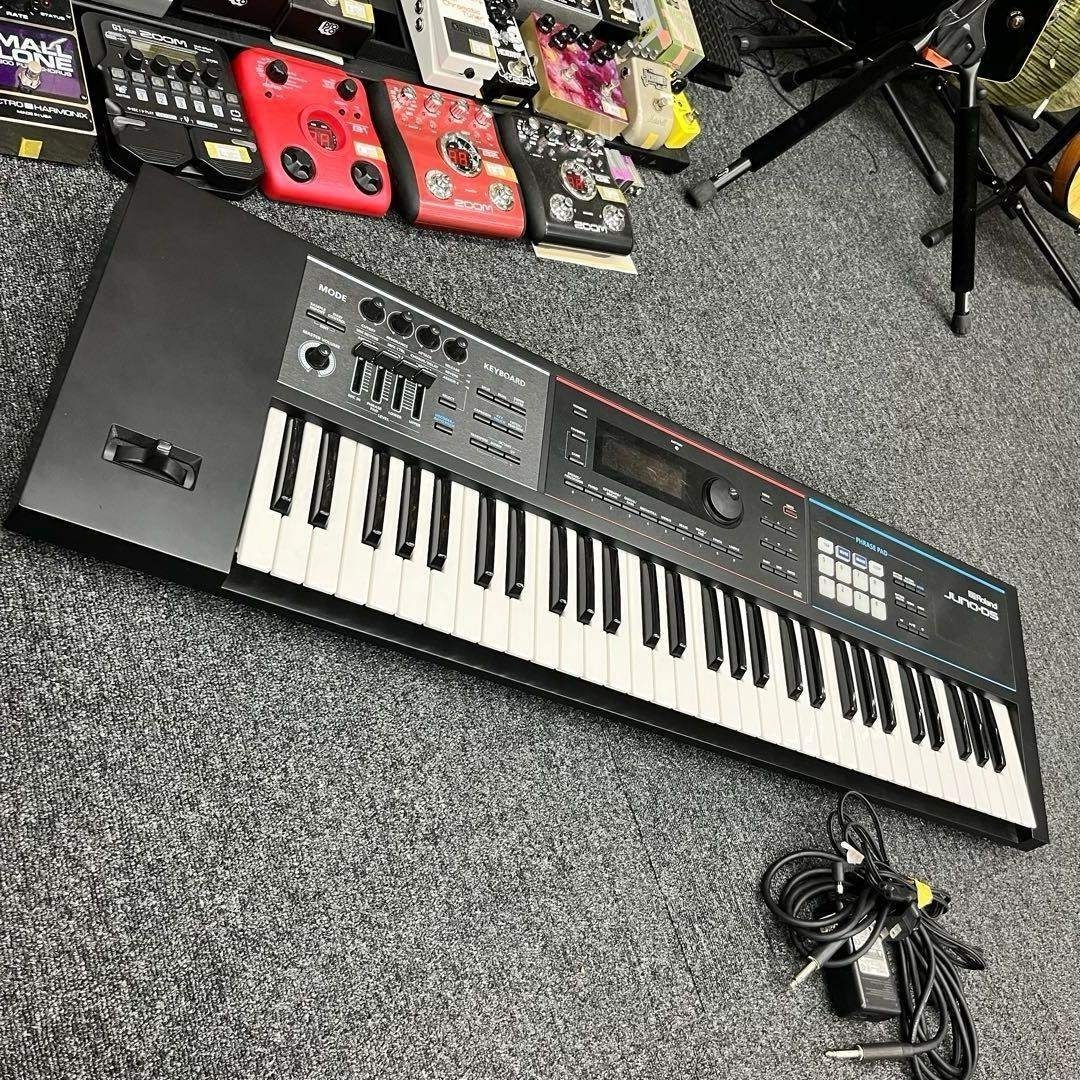 【11196】Roland JUNO-DS 61鍵シンセサイザー ブラック拍卖