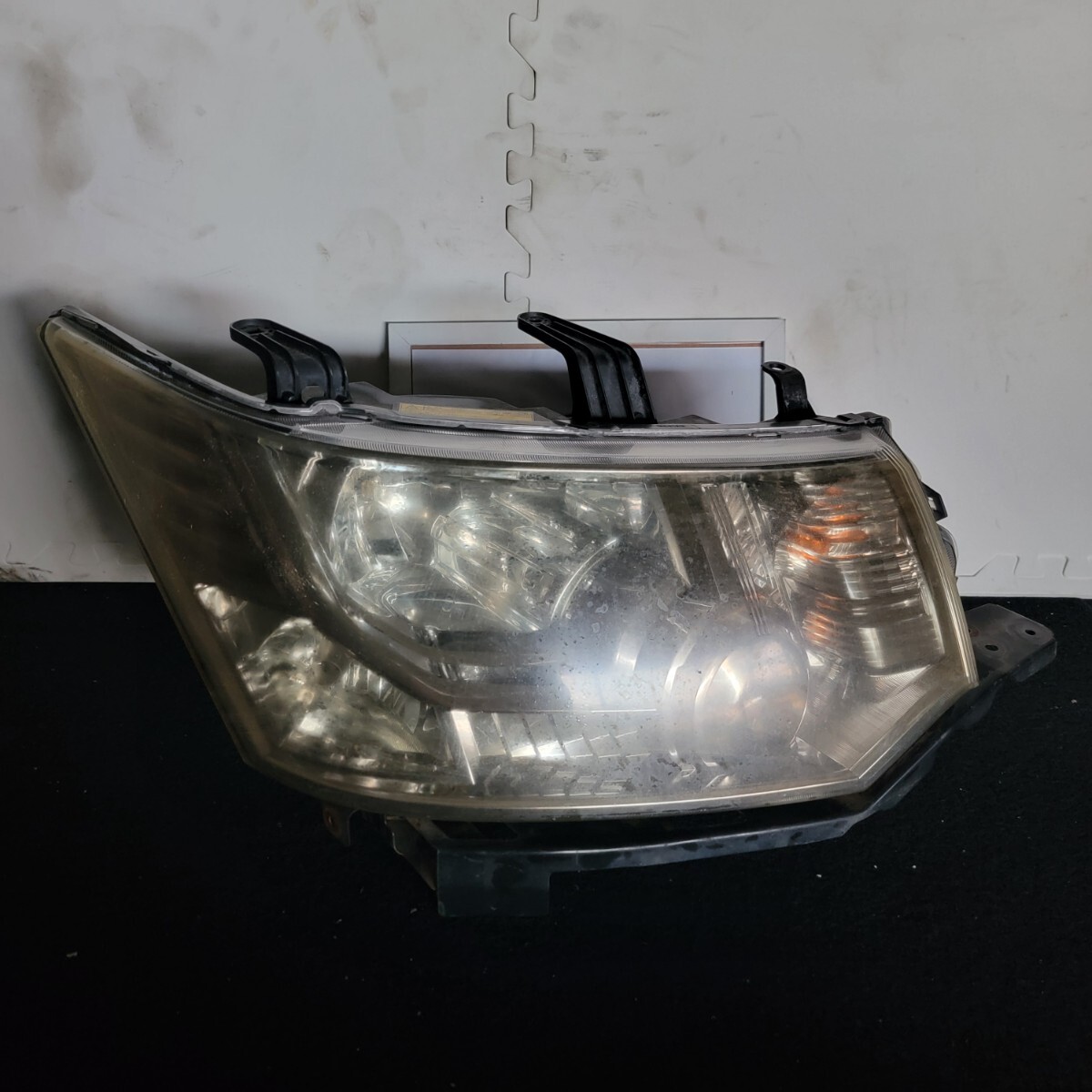 右 ヘッドライト DBA-CV5W デリカD5 三菱拍卖