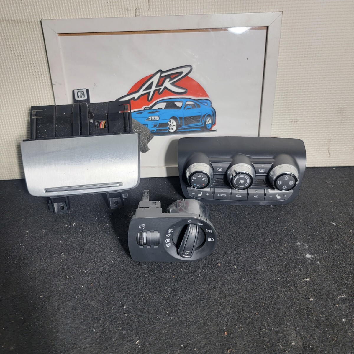 アウディのエアコンと照明のスイッチアウディ TT 8JCCZF拍卖