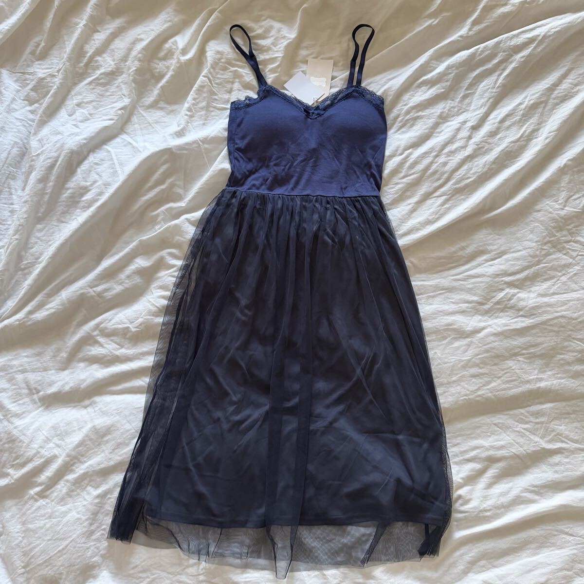 LIPS and HIPS インナーキャミソール チュール キャミワンピース拍卖
