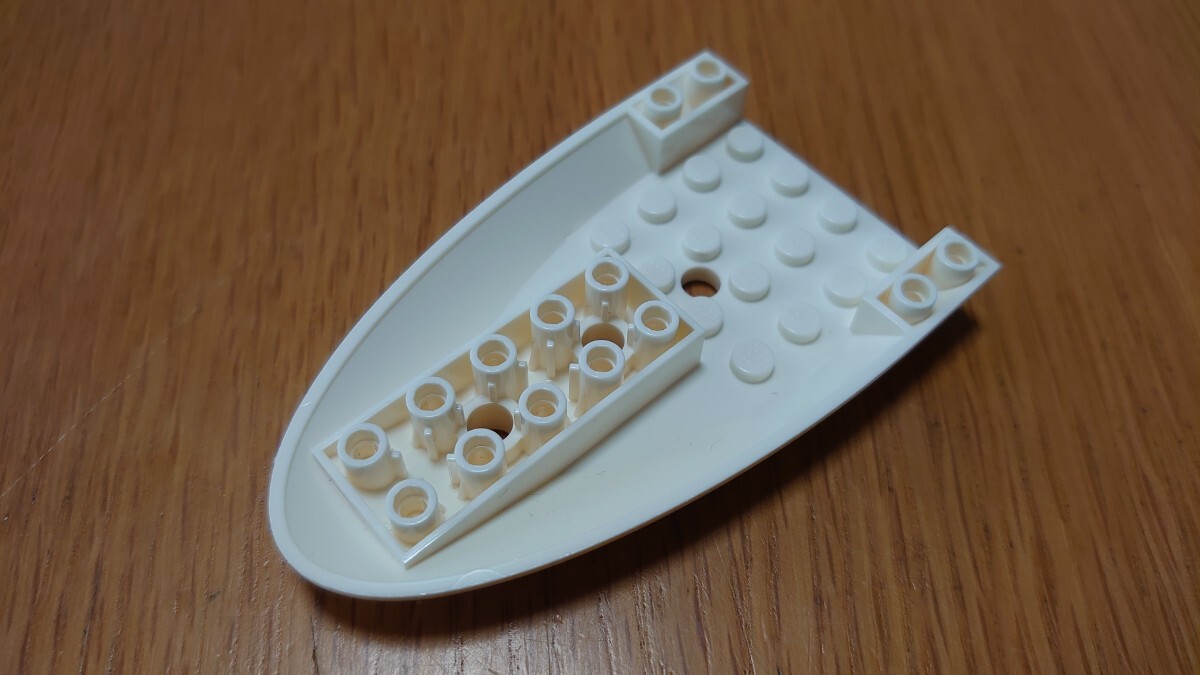 レゴ 航空機 胴体後部 ボトム 6 x 10:ホワイト拍卖