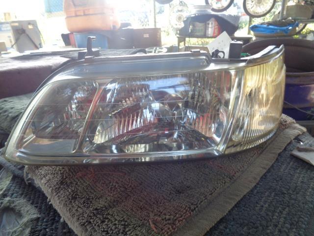 ローレル E-HC35 左ヘッドランプ/ヘッドライト 純正 ハロゲン コイト 100-66255拍卖