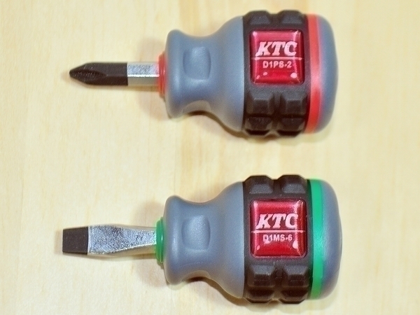 ▲KTC 樹脂柄 ドライバ スタッビドライバー 2本 セット★D1PS-2・D1MS-6●スタビー ドライバ プラス マイナス♪拍卖