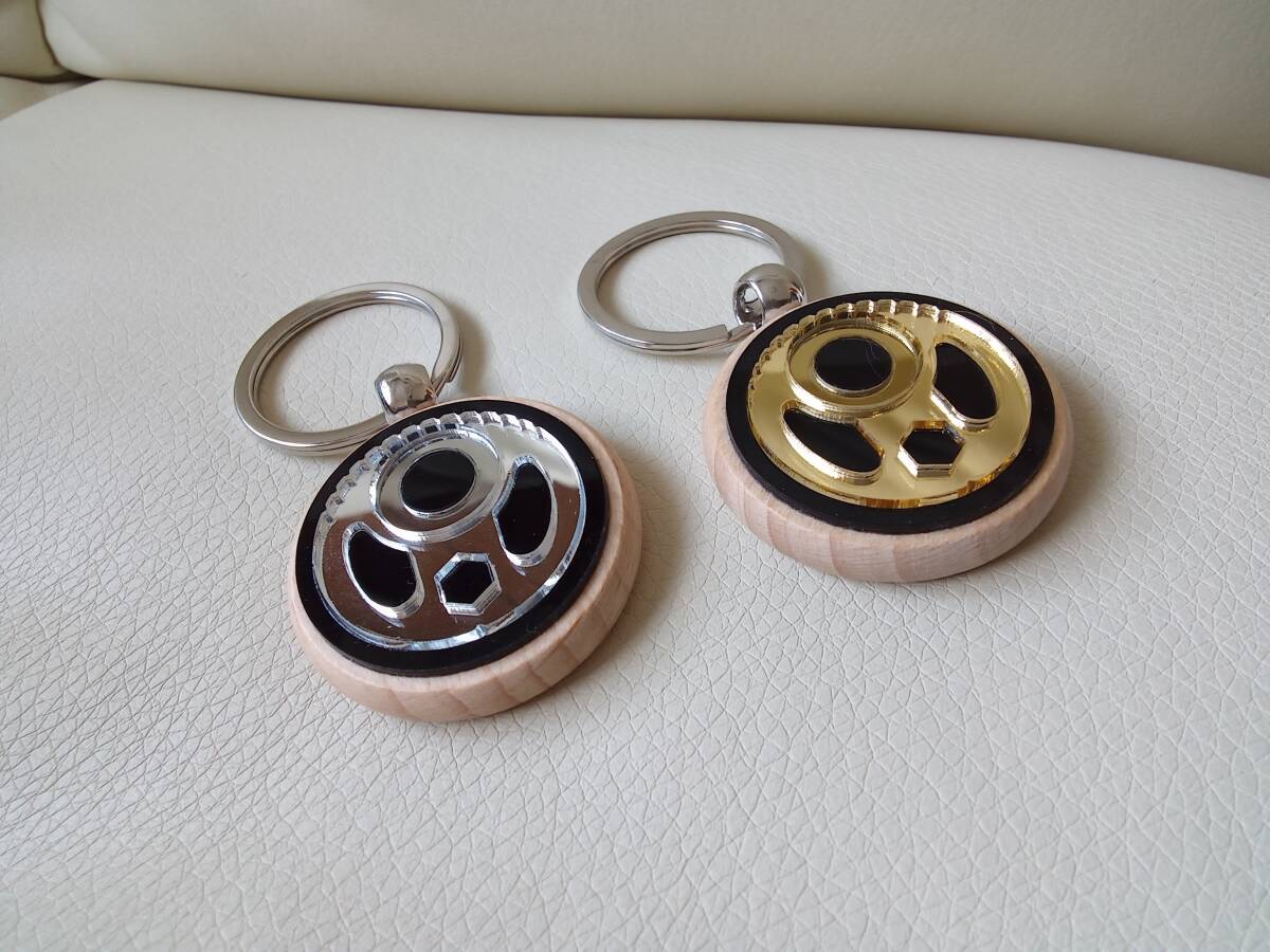 Kawasaki エキセントリックカラーキーホルダー チャーム 【シルバー】拍卖