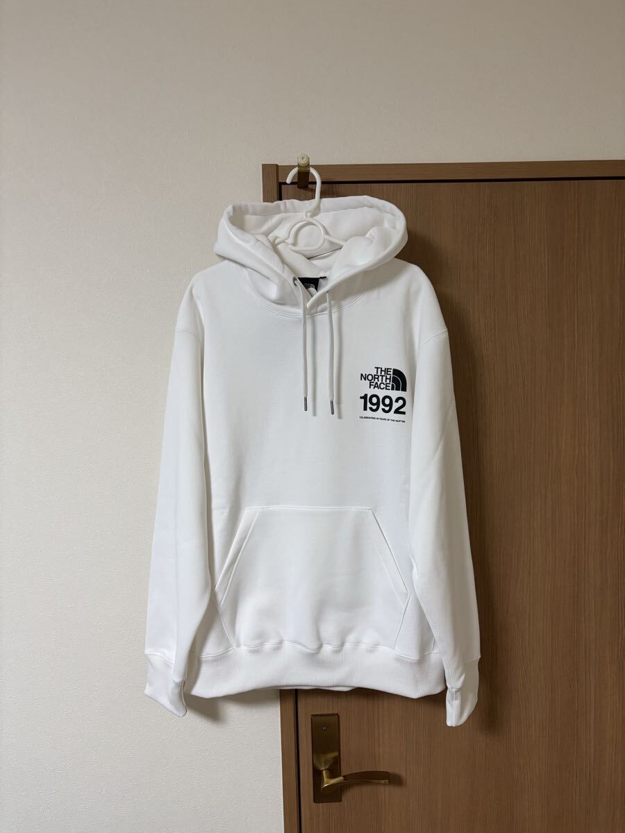 新品未使用 THE NORTH FACE ノースフェイス 30th ヌプシスウェットフーディ XL ホワイト NT62234/パーカー プルオーバー ロゴ拍卖