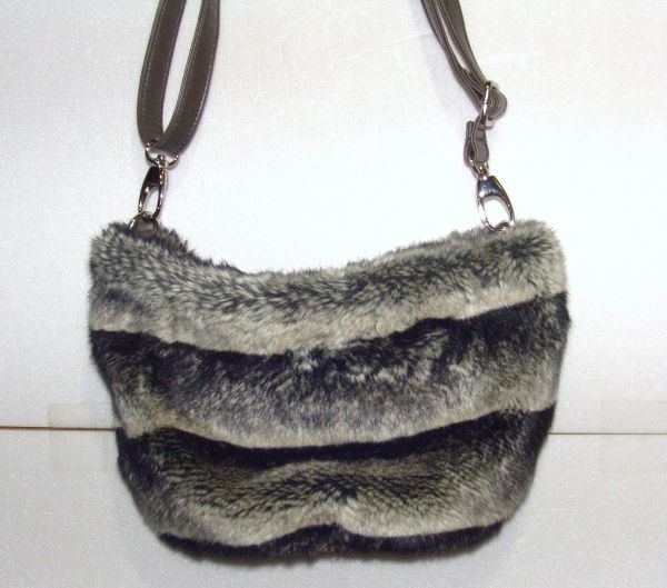 ensuite(エンスィート) ショルダーバッグ 813229-341C拍卖