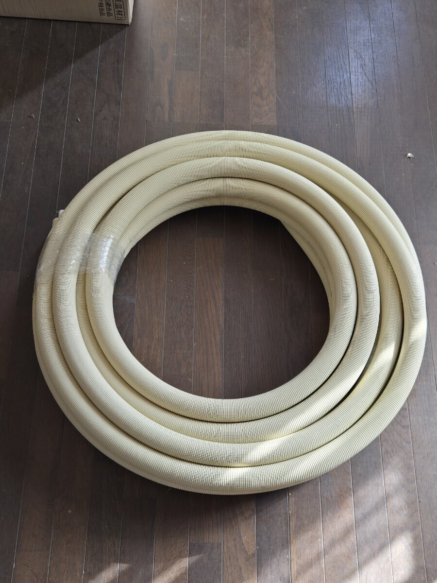 未使用1個 シングルコイル 20m K-HS5E 銅管(外径×肉厚)15.88 x 1.0mm 保温材肉厚 10mm PEF10-N オーケースカイ拍卖