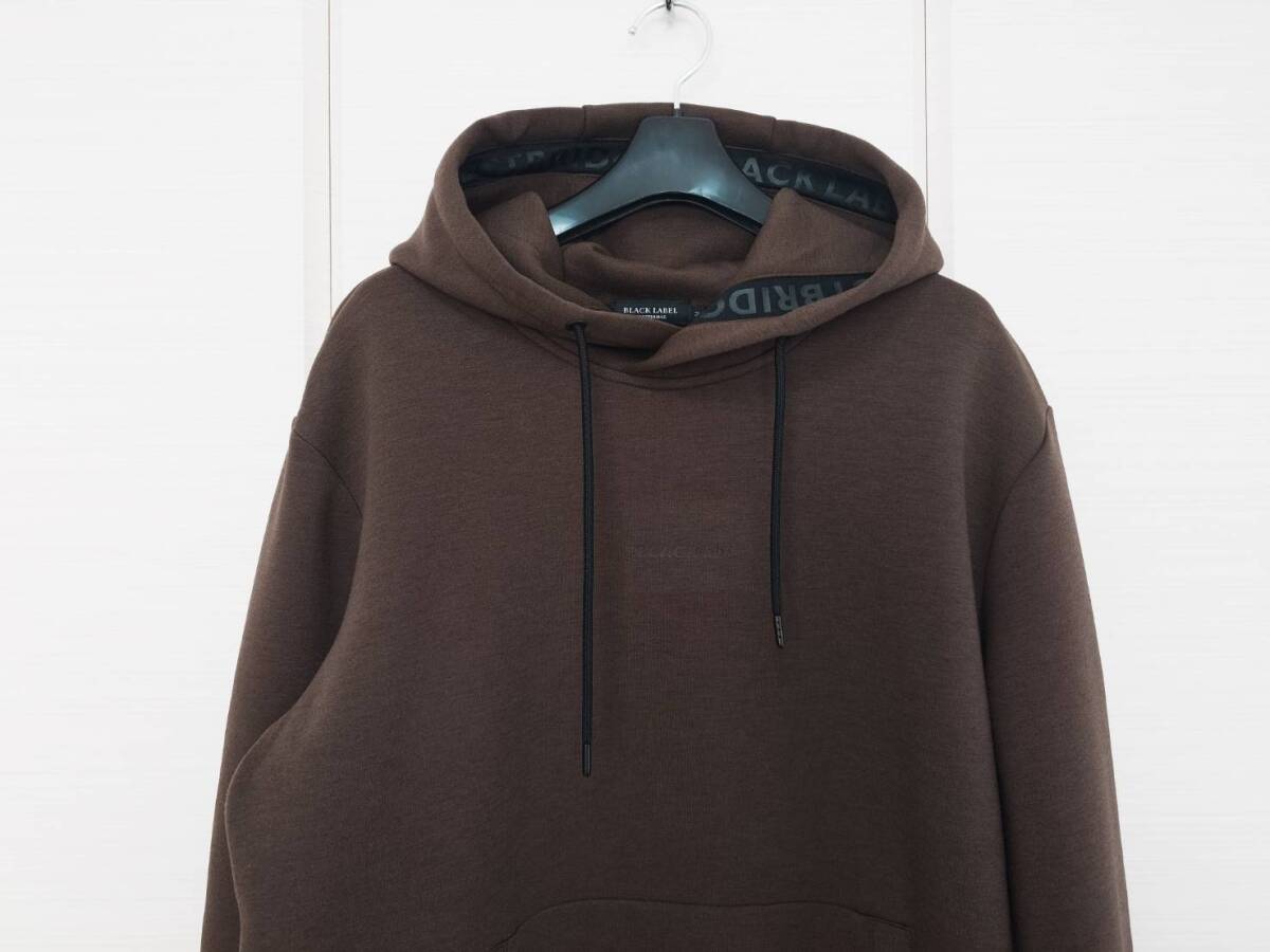 ★未使用 国内正規品 バーバリー ブラックレーベル ロゴプリントパーカー カーキー Mサイズ★拍卖