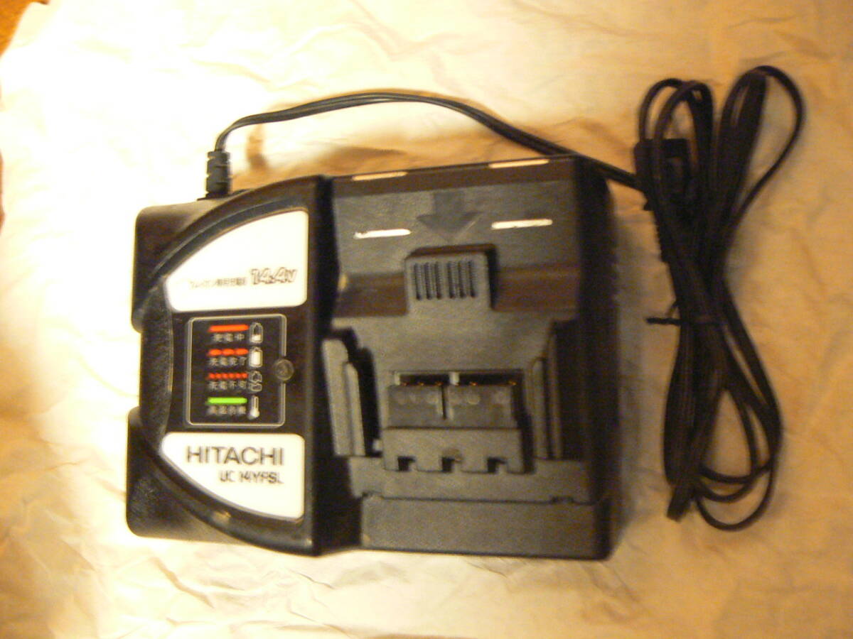 ★ヒタチ14.4V★充電器 中古品●送安拍卖