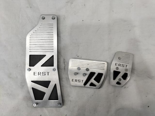 DBA-FB420 ボルボ V60 T5 右H 平成30年 社外 ERST エアスト フットレスト ペダル拍卖