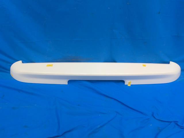 DA64W スズキ エブリー ワゴン 純正 リアスポイラー Rスポイラー 83900-68H50 パールホワイト系拍卖